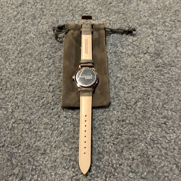 Monroé Classique Watch In Sunburst Solérose FabFitFun Summer 2022 Box - Picture 9 of 10